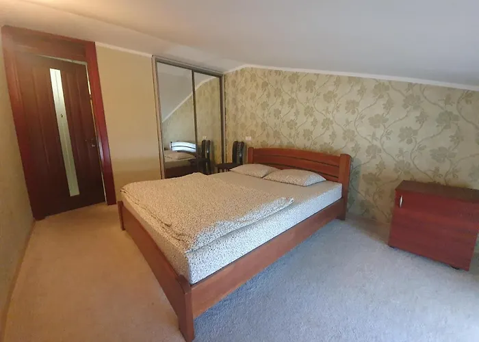 Sunset Albergue Lviv