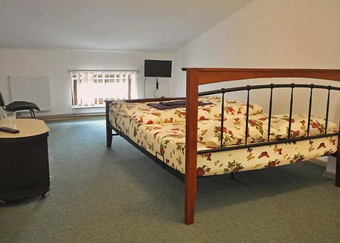 Hostel Sunset Λβιβ